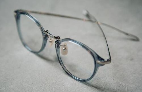 为什么日本的手工眼镜品牌特别受欢迎_亿超眼