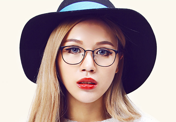 选对一副眼镜会让你变的更美